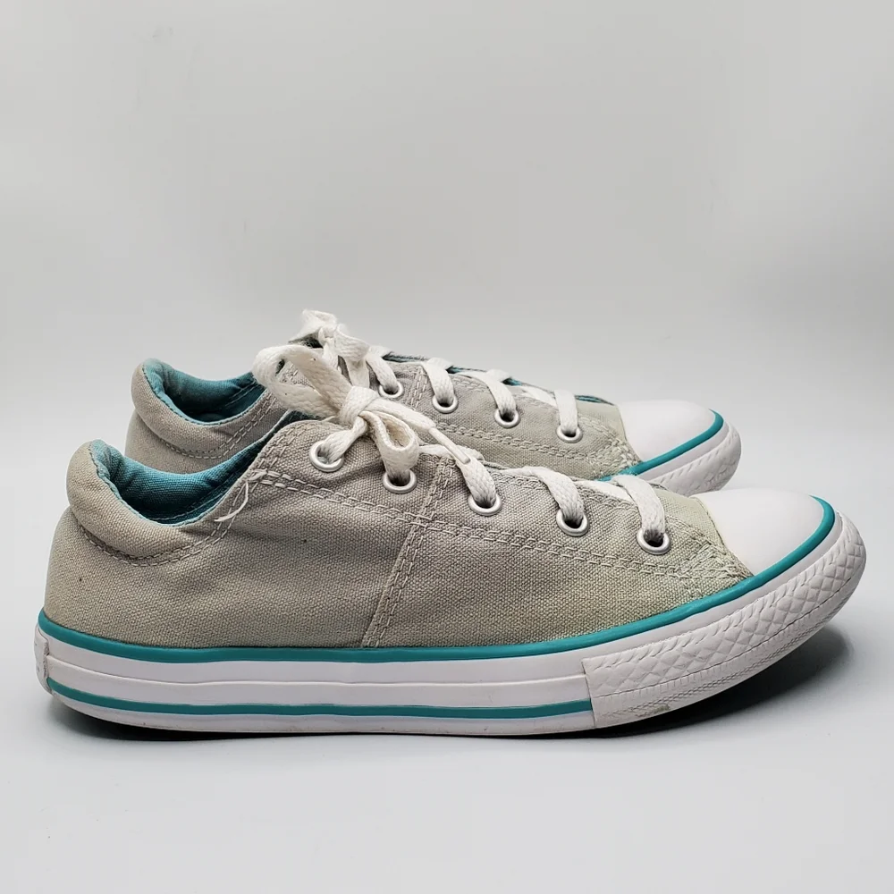Converse allstar skater sneakers size 3